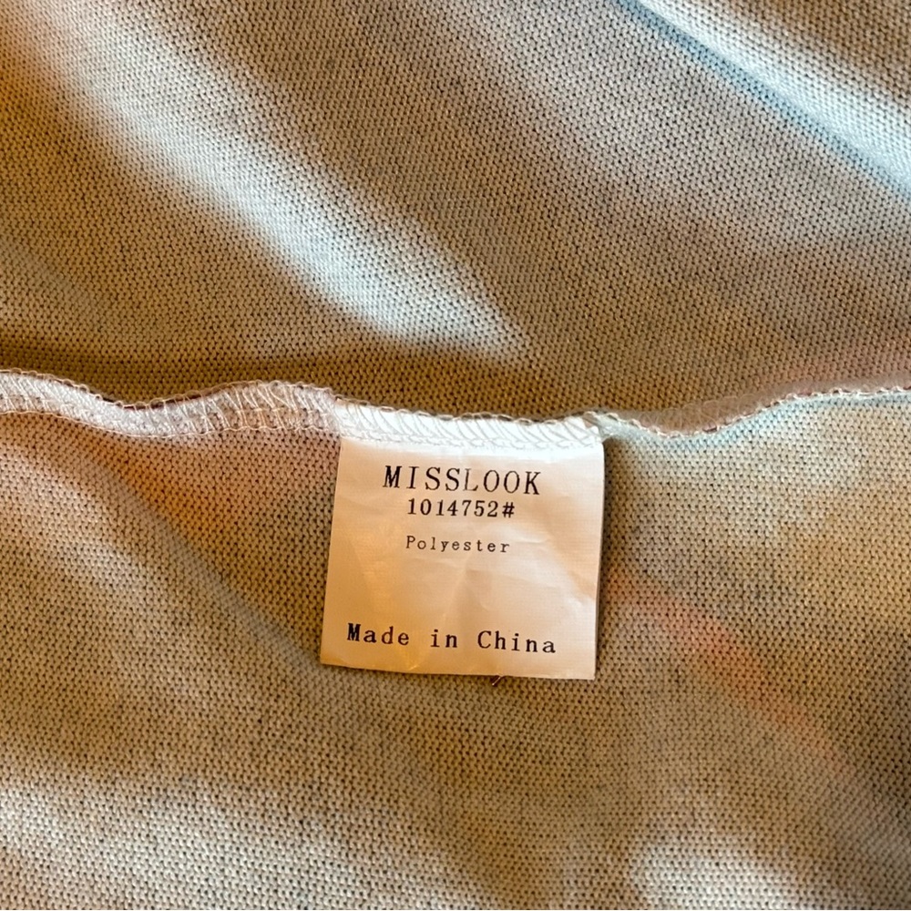Misslook Colorful Leaf, Long Sleeve, V-Neck Top. Medium NWOT - Picture 7 of 7